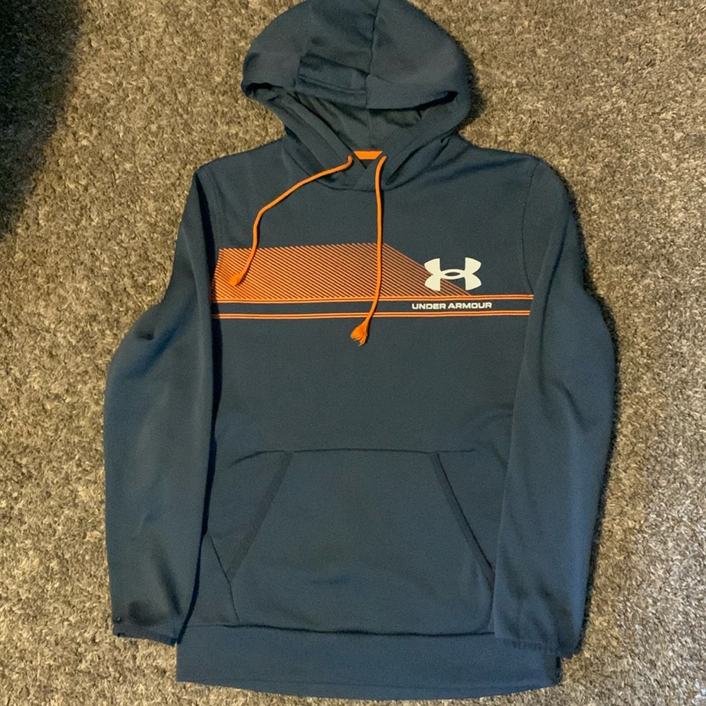 Men’s small Under Armour Col Gear Hoodie